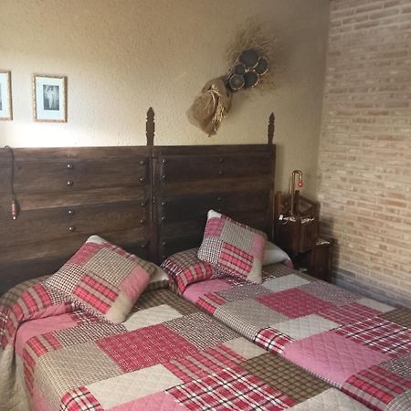 Casa Rural La Casa De Los Pollos Turrubuelo エクステリア 写真