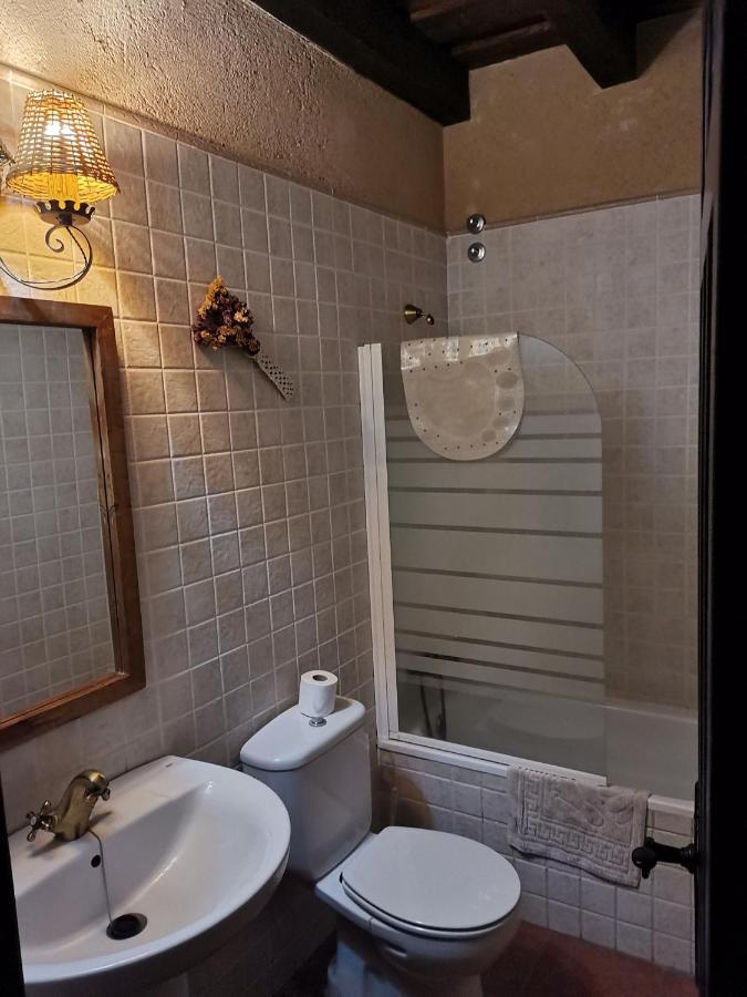 Casa Rural La Casa De Los Pollos Turrubuelo エクステリア 写真