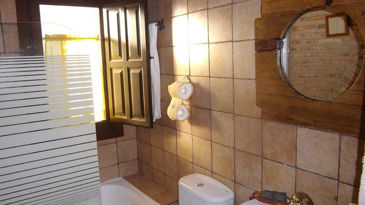 Casa Rural La Casa De Los Pollos Turrubuelo エクステリア 写真